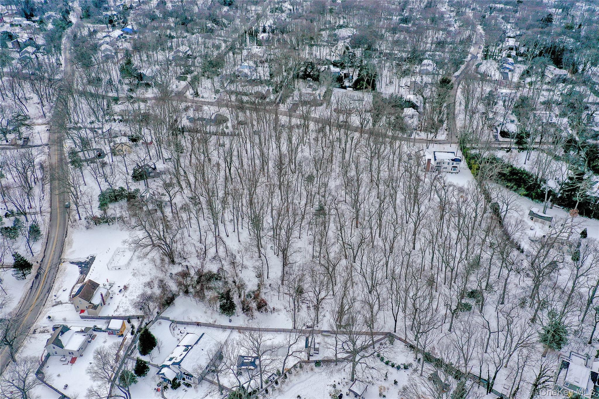 #11 photo, 37 Christian Avenue, 롱 아일랜드 Setauket , NY 11733