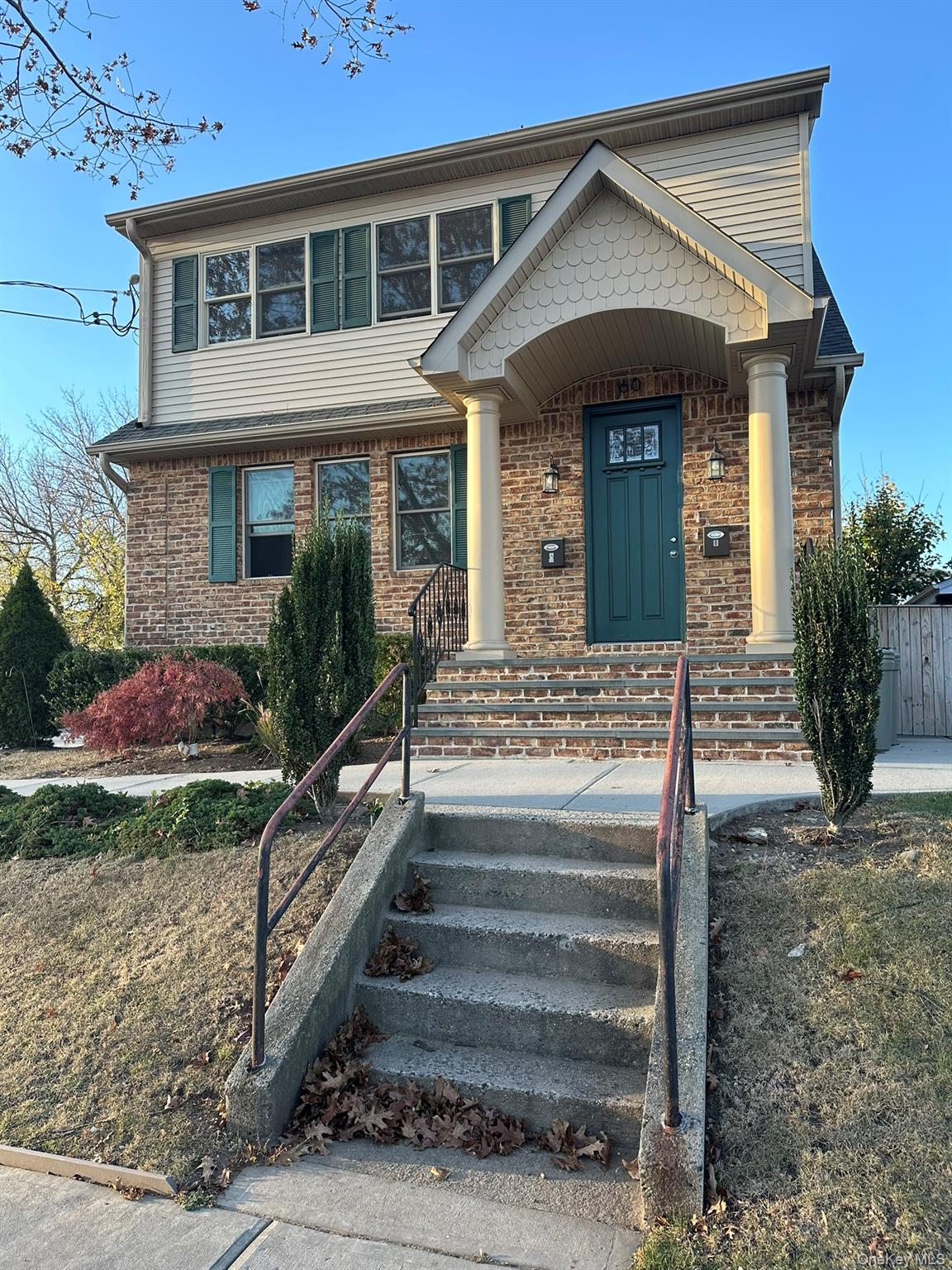 #1 photo, 60 Arlington Street, Mineola , NY 11501