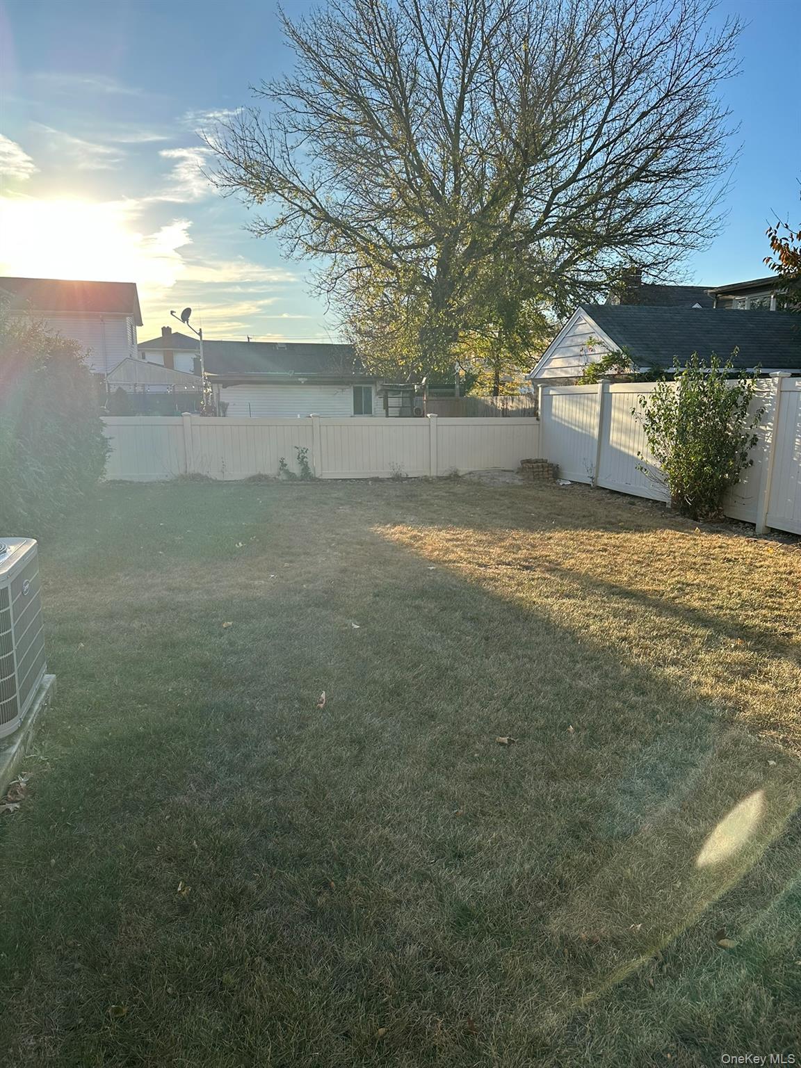 #13 photo, 60 Arlington Street, Mineola , NY 11501