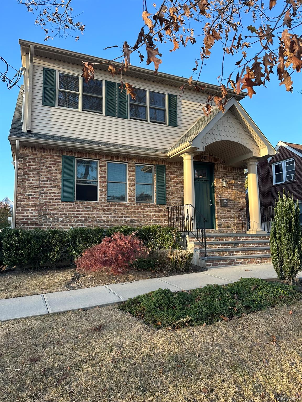 #2 photo, 60 Arlington Street, Mineola , NY 11501