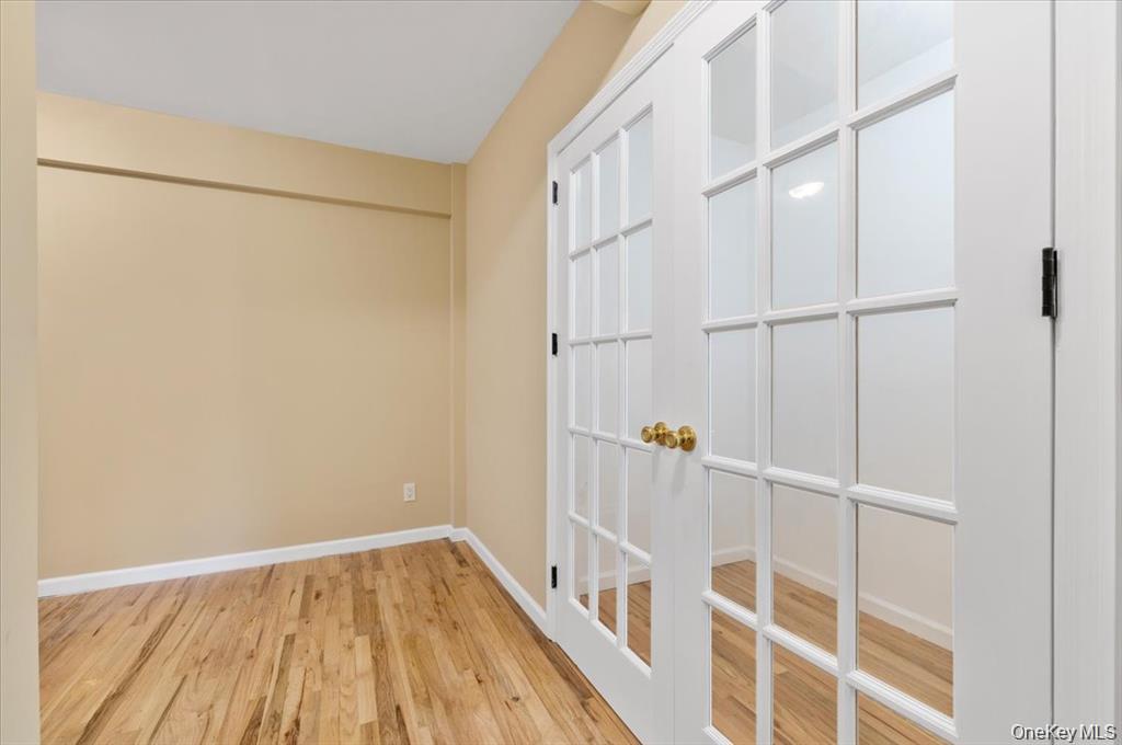 #14 photo, 134-30 Franklin Avenue, कुईंस Flushing , NY 11355