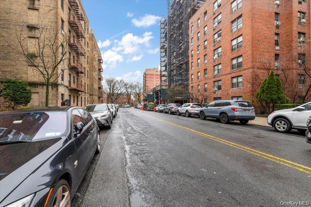 #3 photo, 134-30 Franklin Avenue, कुईंस Flushing , NY 11355