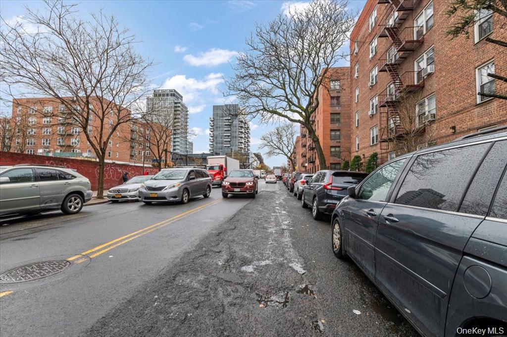 #4 photo, 134-30 Franklin Avenue, कुईंस Flushing , NY 11355