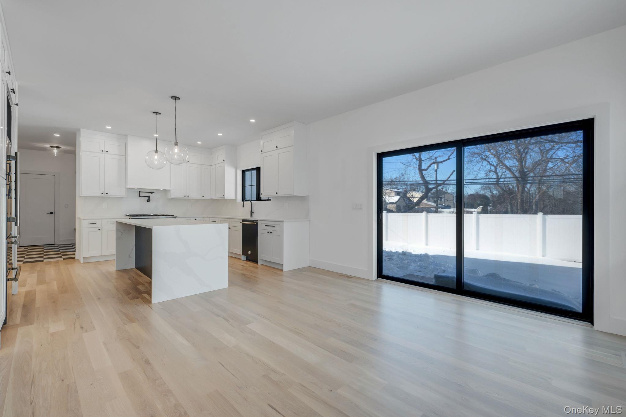 #8 photo, 38 Pond Lane, Levittown , NY 11756