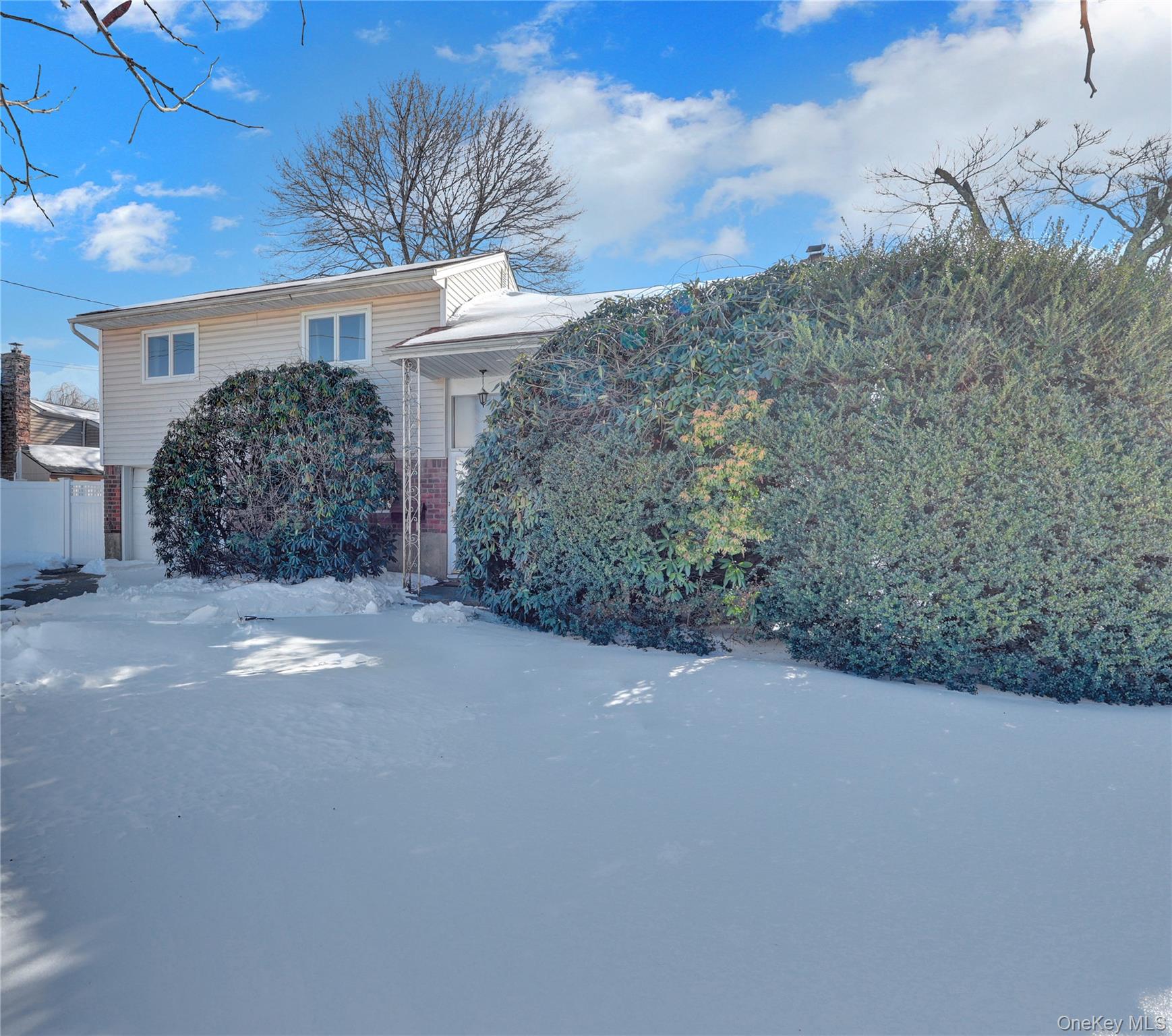 #2 photo, 266 N Kentucky, Massapequa , NY 11758