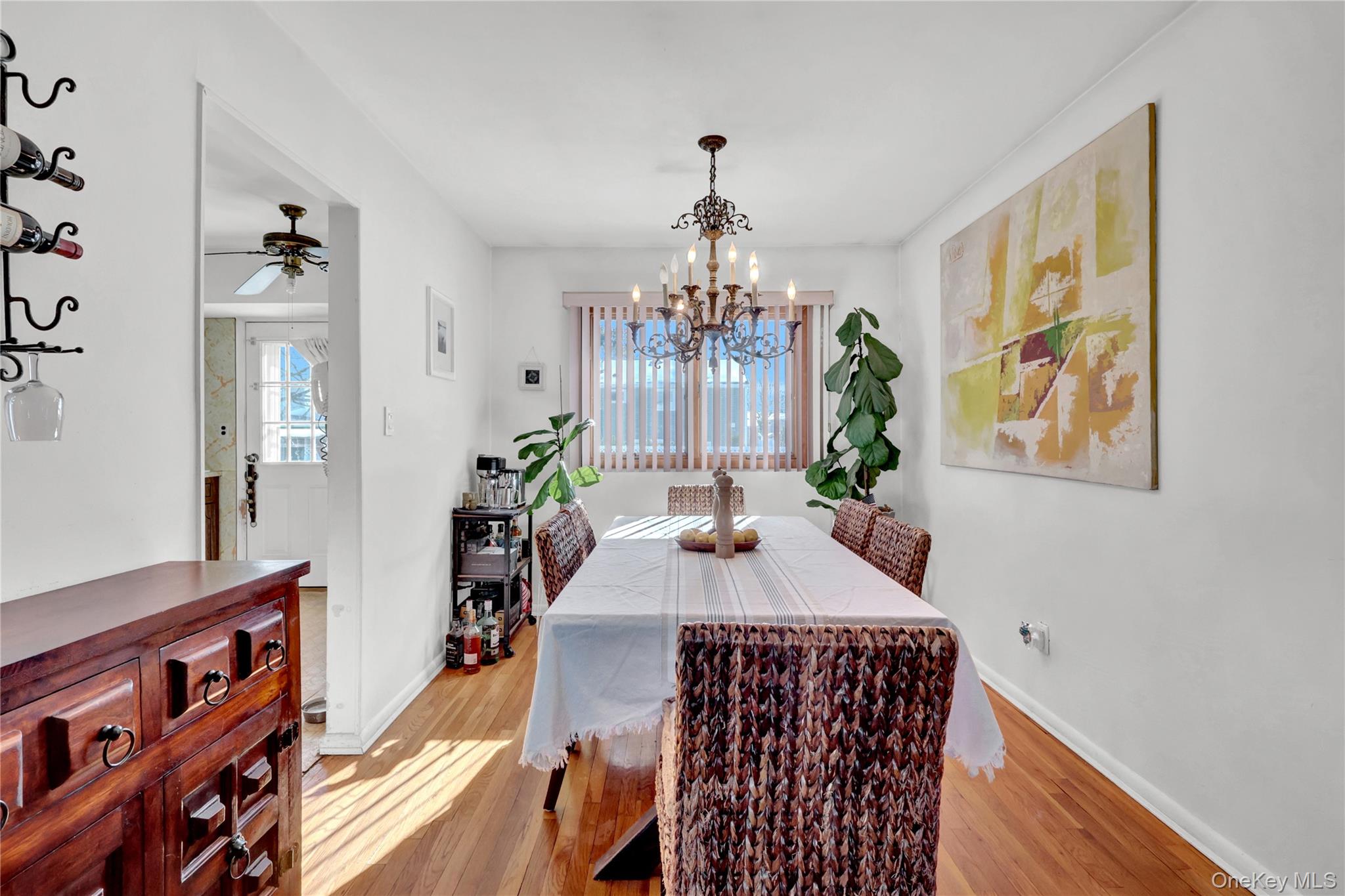 #8 photo, 266 N Kentucky, Massapequa , NY 11758