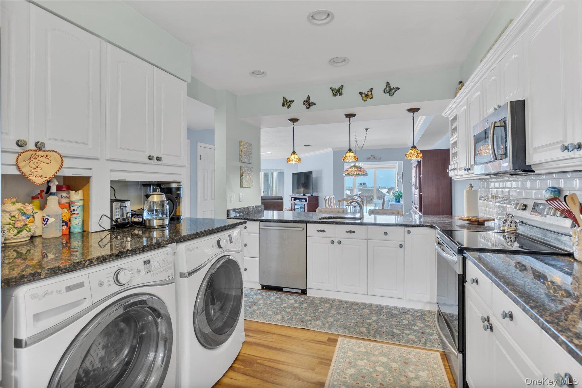 #7 photo, 116 Fox Hill Drive, Baiting Hollow , NY 11933