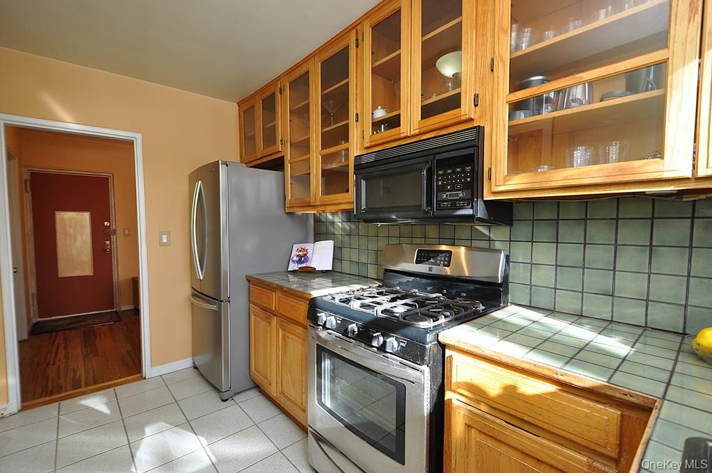 #12 photo, 4 Wildwood Road, Hartsdale , NY 10530