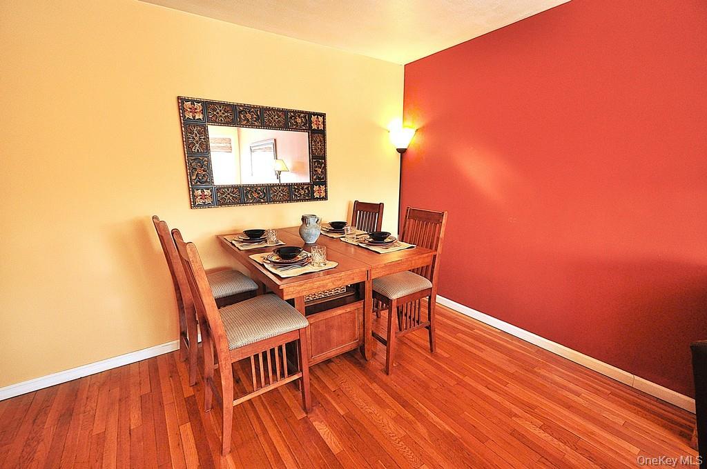 #14 photo, 4 Wildwood Road, Hartsdale , NY 10530