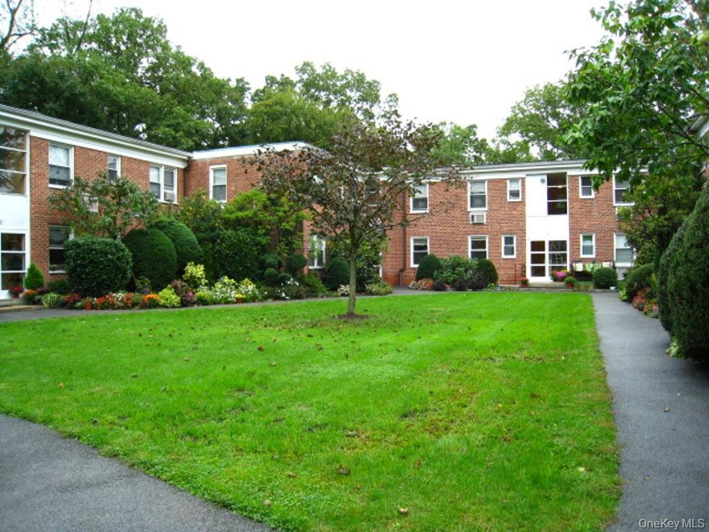 #2 photo, 4 Wildwood Road, Hartsdale , NY 10530