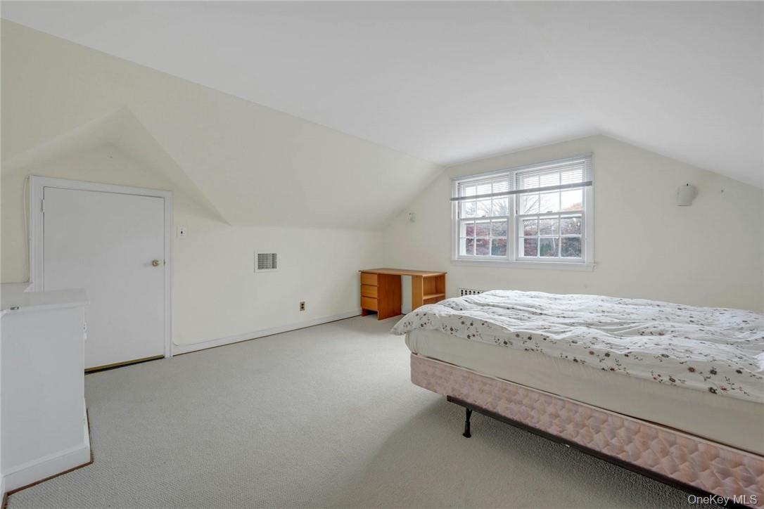 #16 photo, 29 Old Orchard Road, Rye Brook , NY 10573