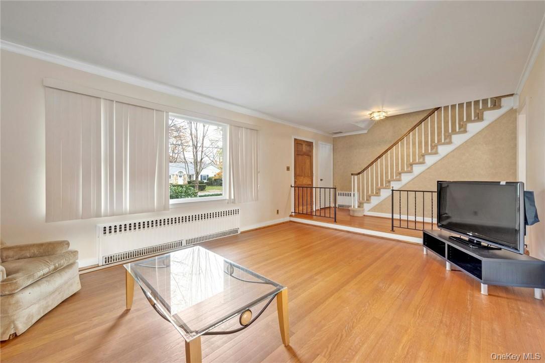 #5 photo, 29 Old Orchard Road, Rye Brook , NY 10573