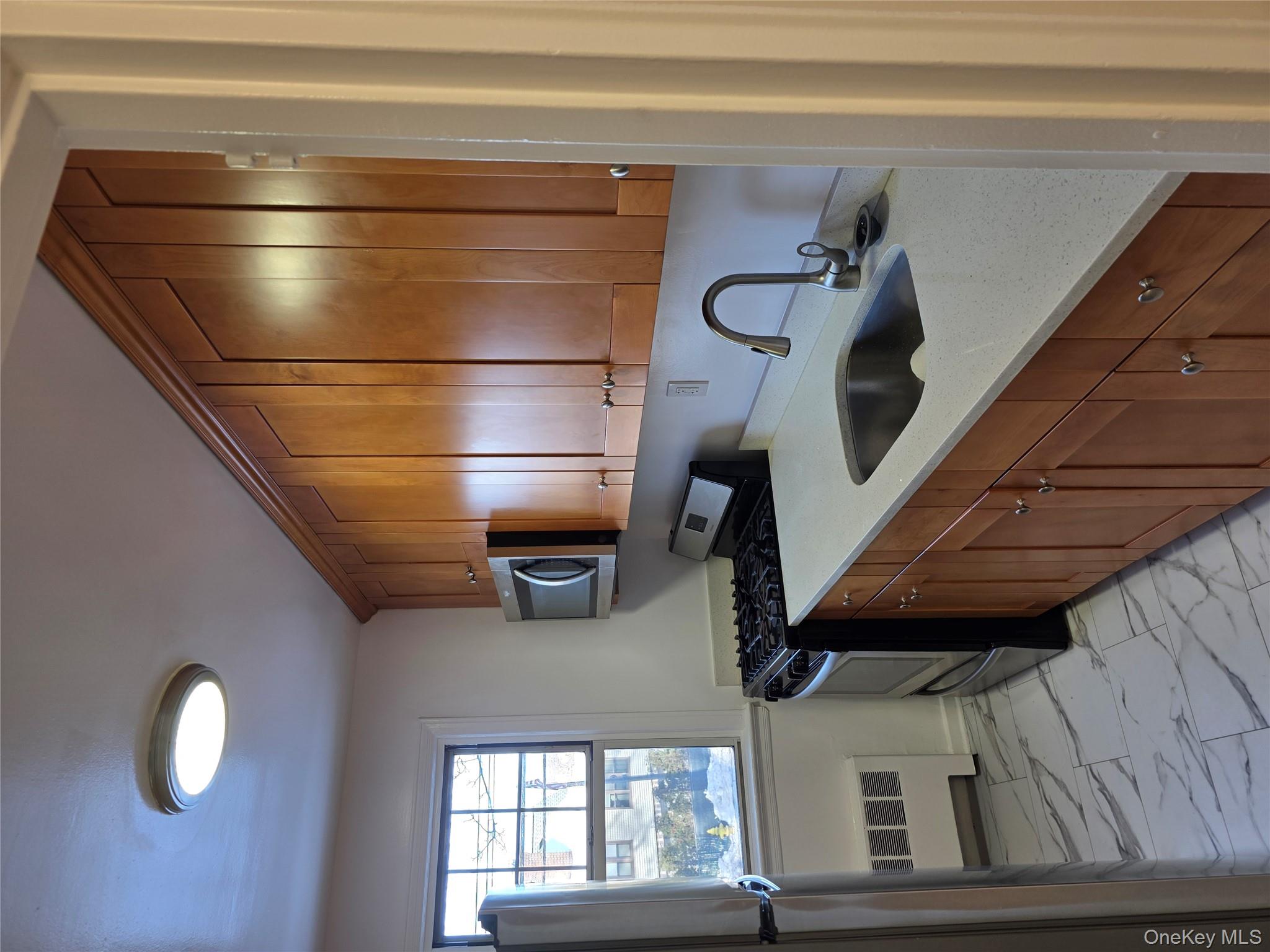 #6 photo, 92 Underhill Avenue, West Harrison , NY 10604