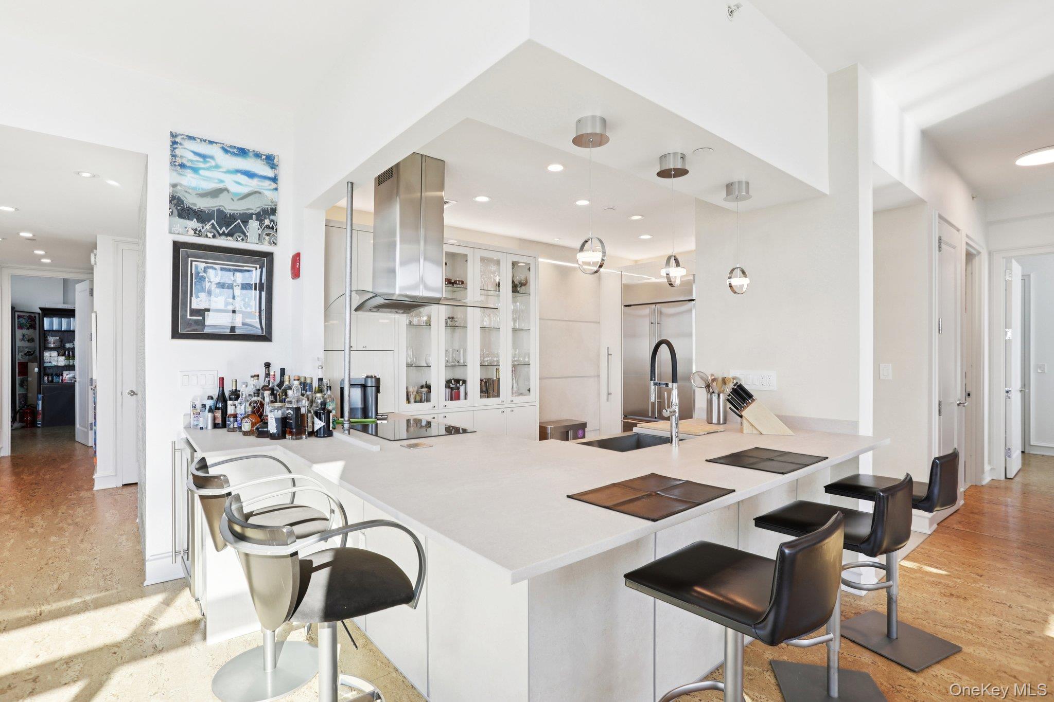 #1 photo, 175 Huguenot Street, New Rochelle , NY 10801