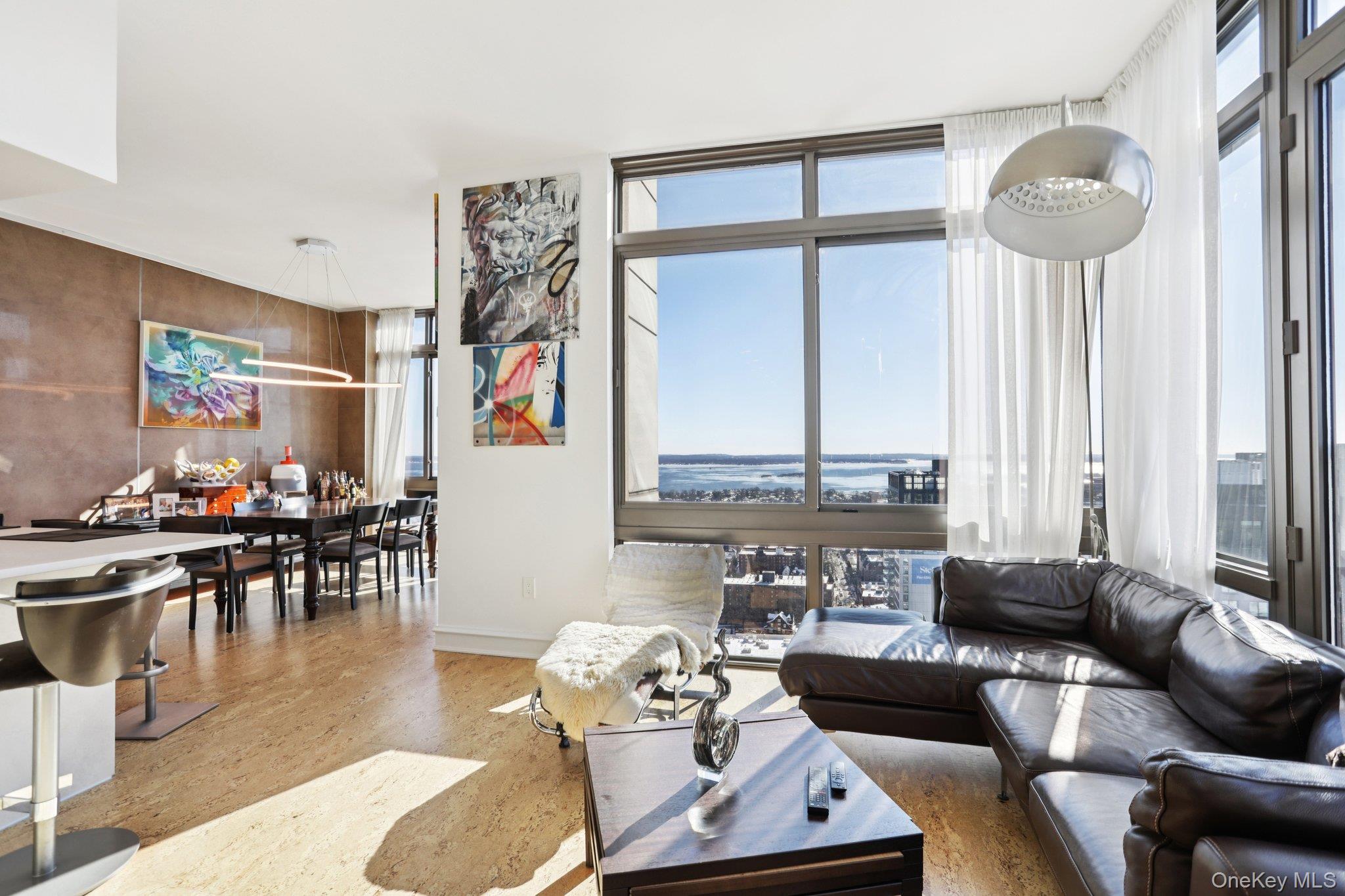 #5 photo, 175 Huguenot Street, New Rochelle , NY 10801