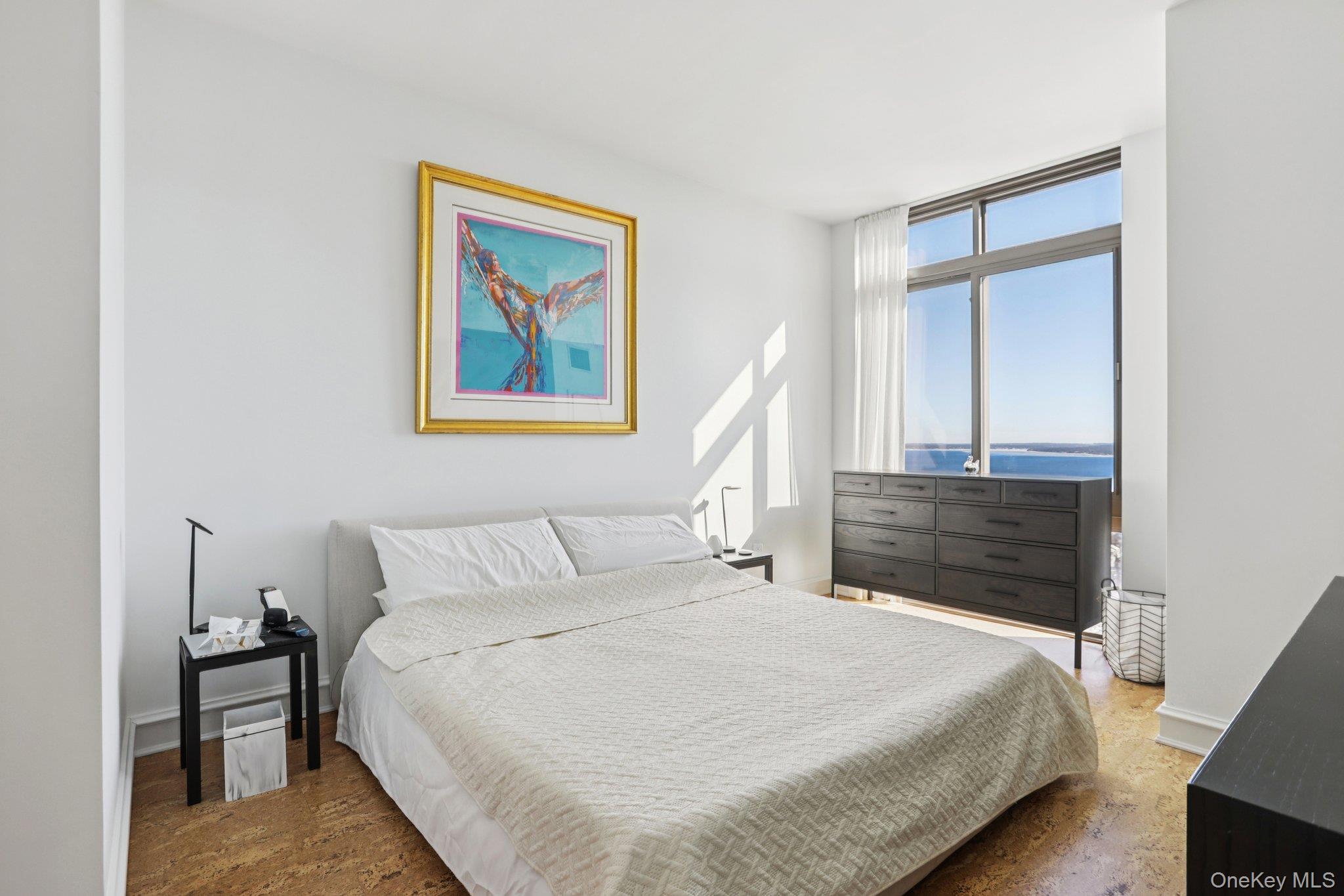 #7 photo, 175 Huguenot Street, New Rochelle , NY 10801