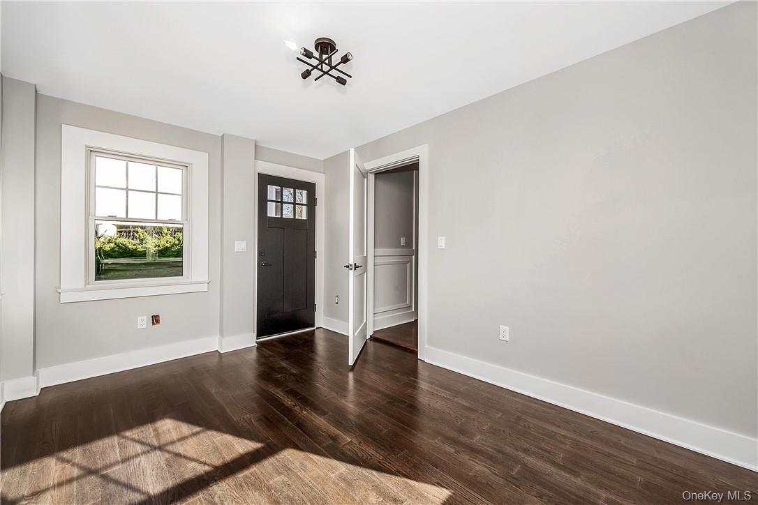 #7 photo, 200 Main Street, Eastchester , NY 10709