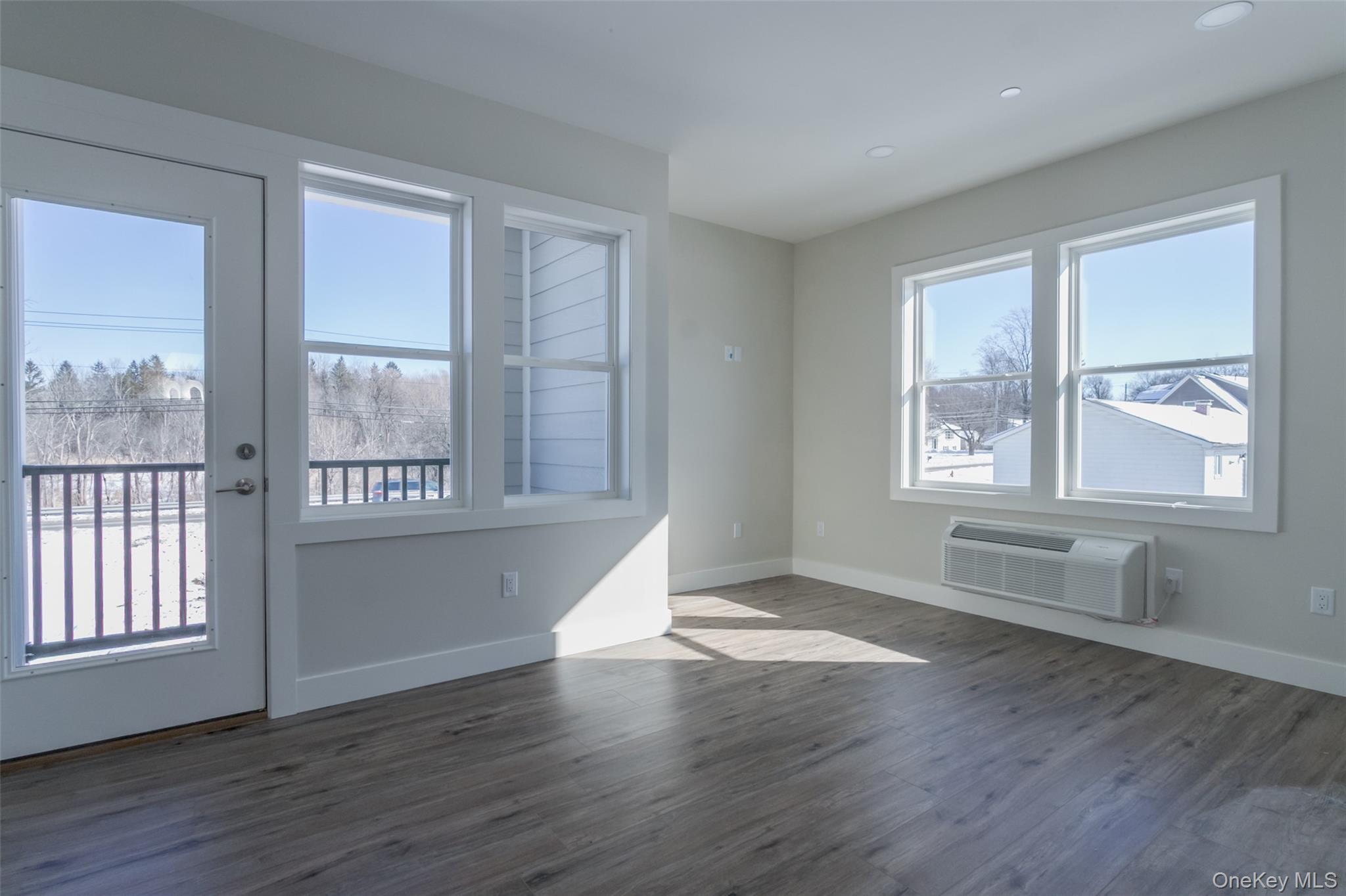 #10 photo, 124 S Main Street, Florida , NY 10921