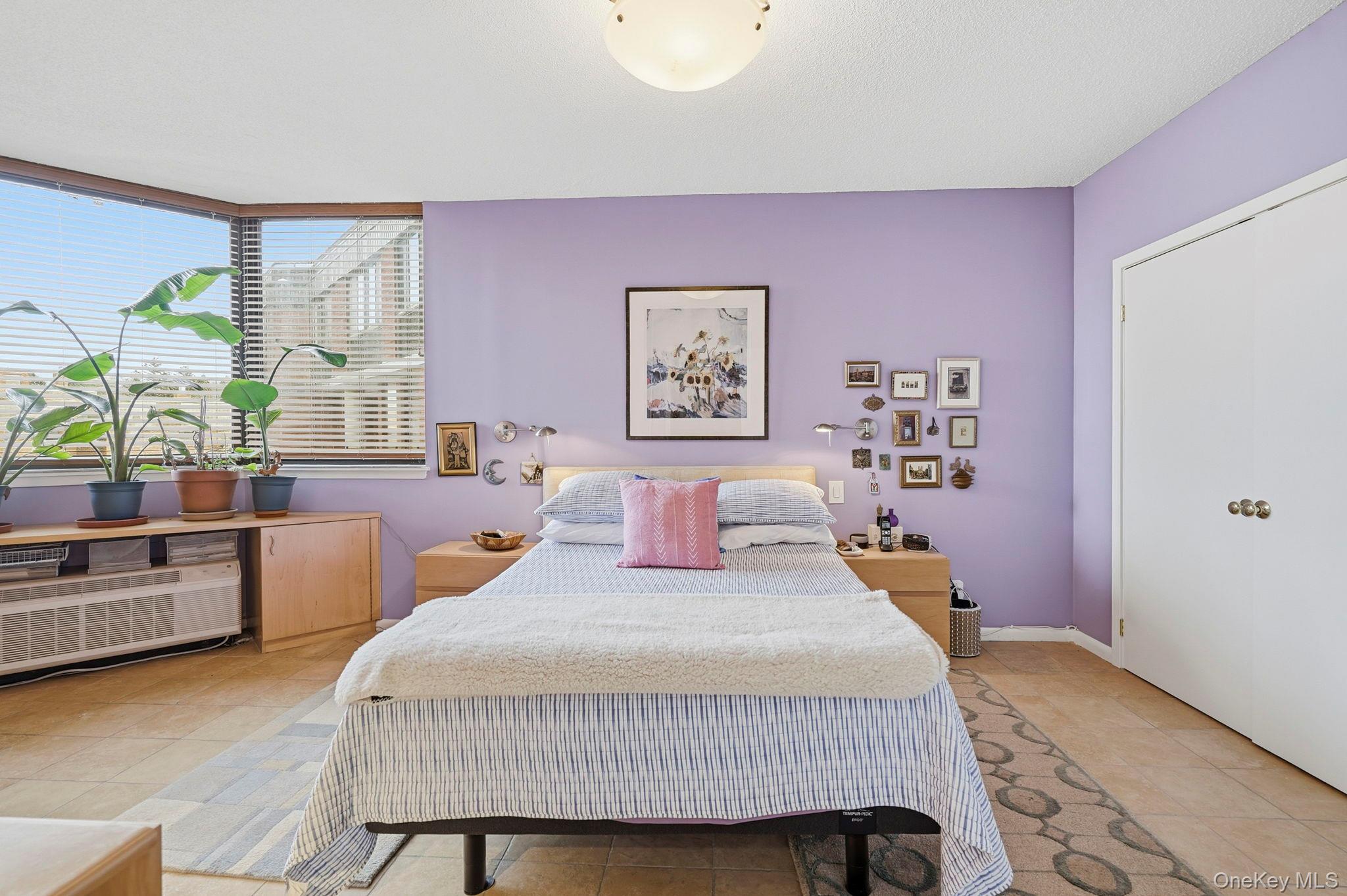 #16 photo, 50 Hartsdale Avenue, Hartsdale , NY 10530