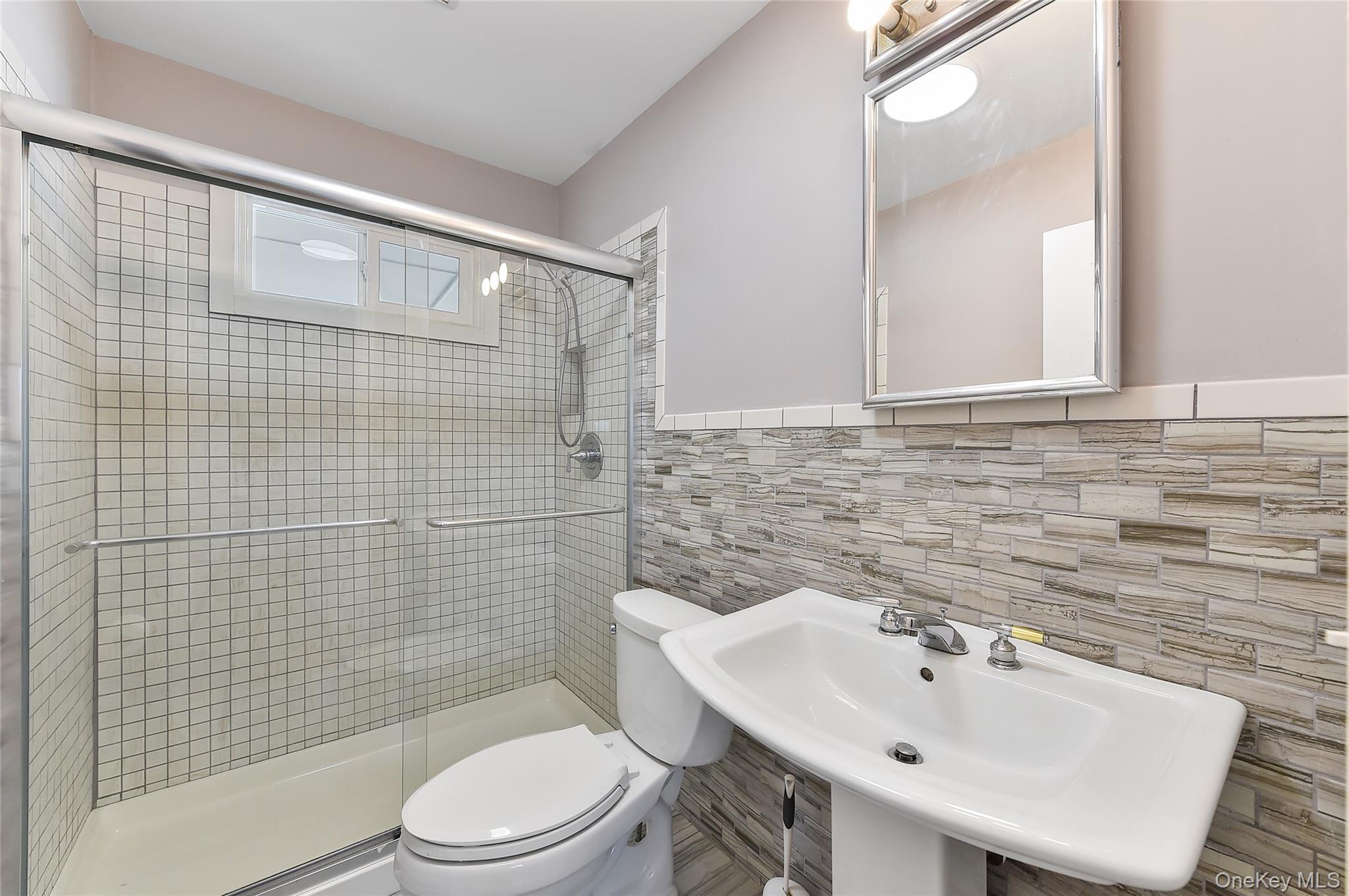 #17 photo, 320 Walnut Avenue, New Windsor , NY 12553