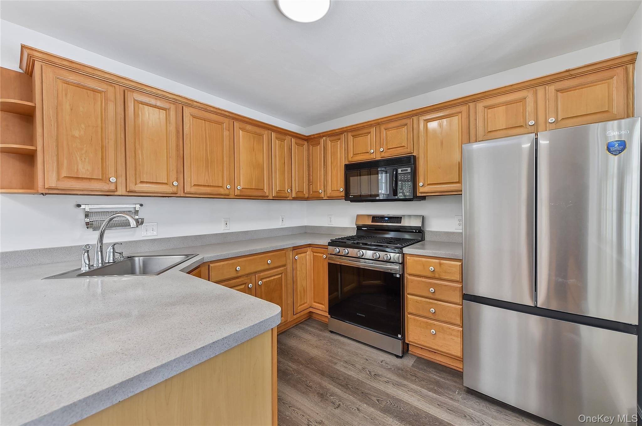 #9 photo, 320 Walnut Avenue, New Windsor , NY 12553