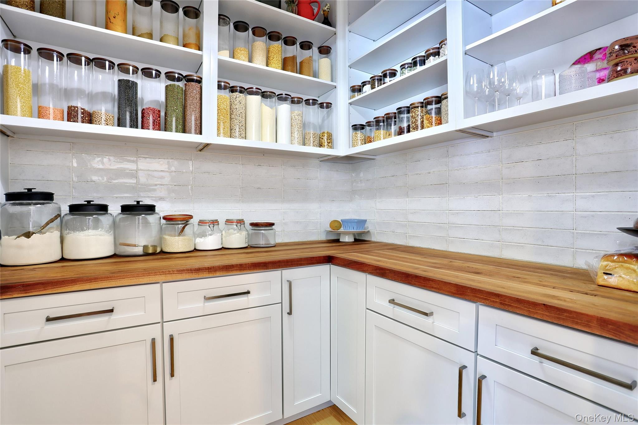 #11 photo, 37 Harvest Road, New City , NY 10956