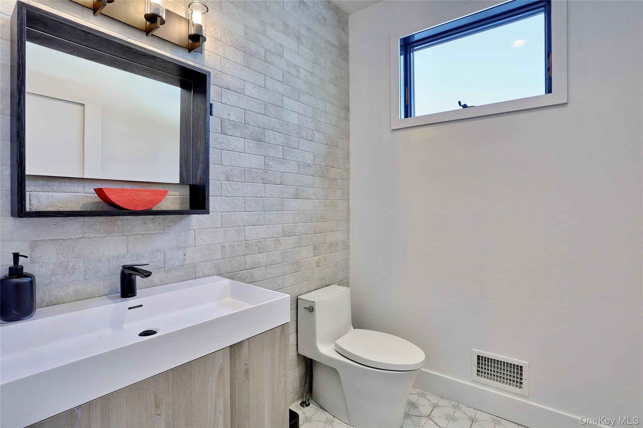 #17 photo, 37 Harvest Road, New City , NY 10956