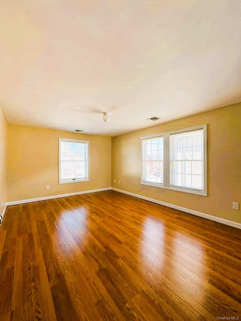 #4 photo, Mineola, Mineola , NY 11501