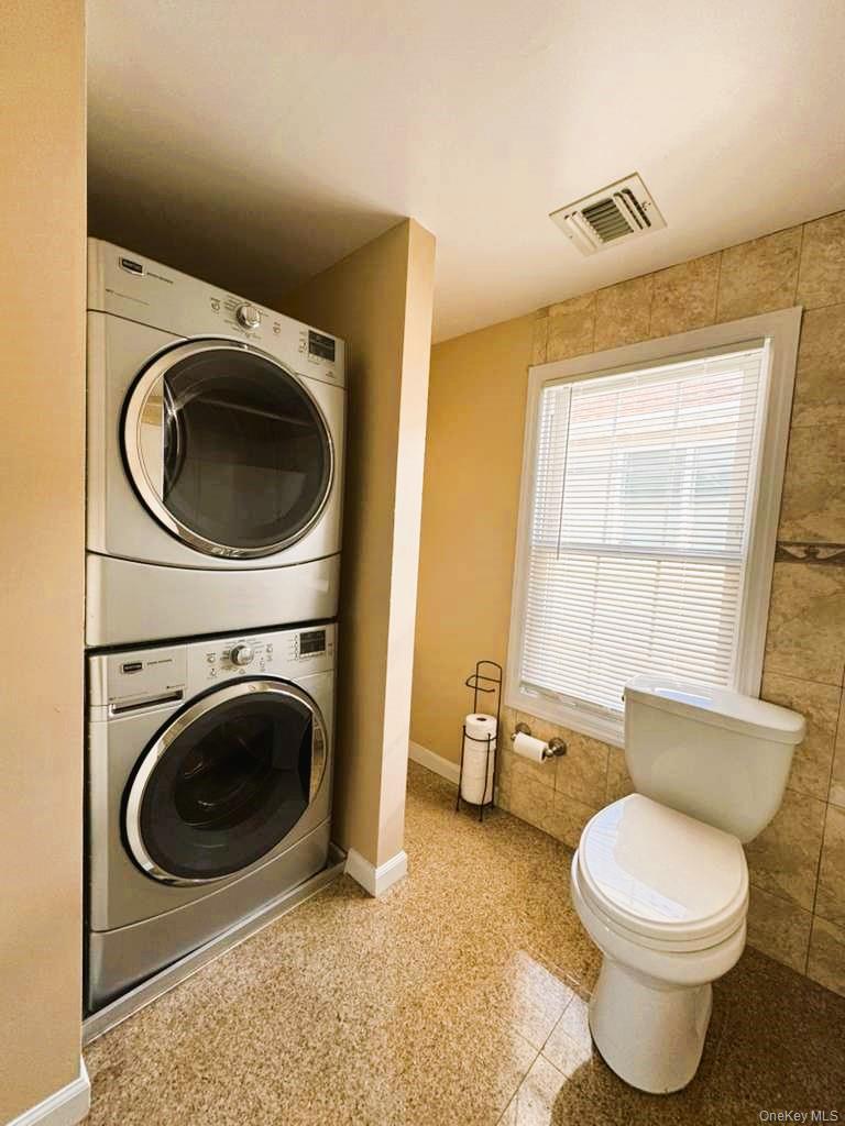 #6 photo, Mineola, Mineola , NY 11501