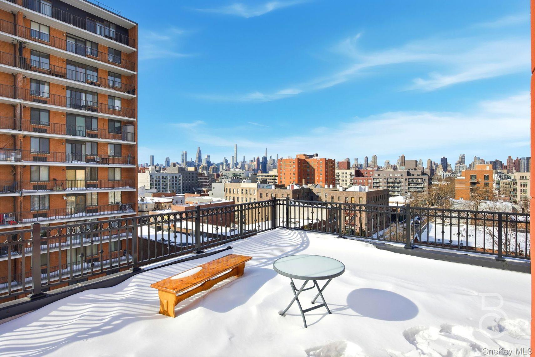 #13 photo, 23-23 30th Road, अस्टोरिया Astoria , NY 11102