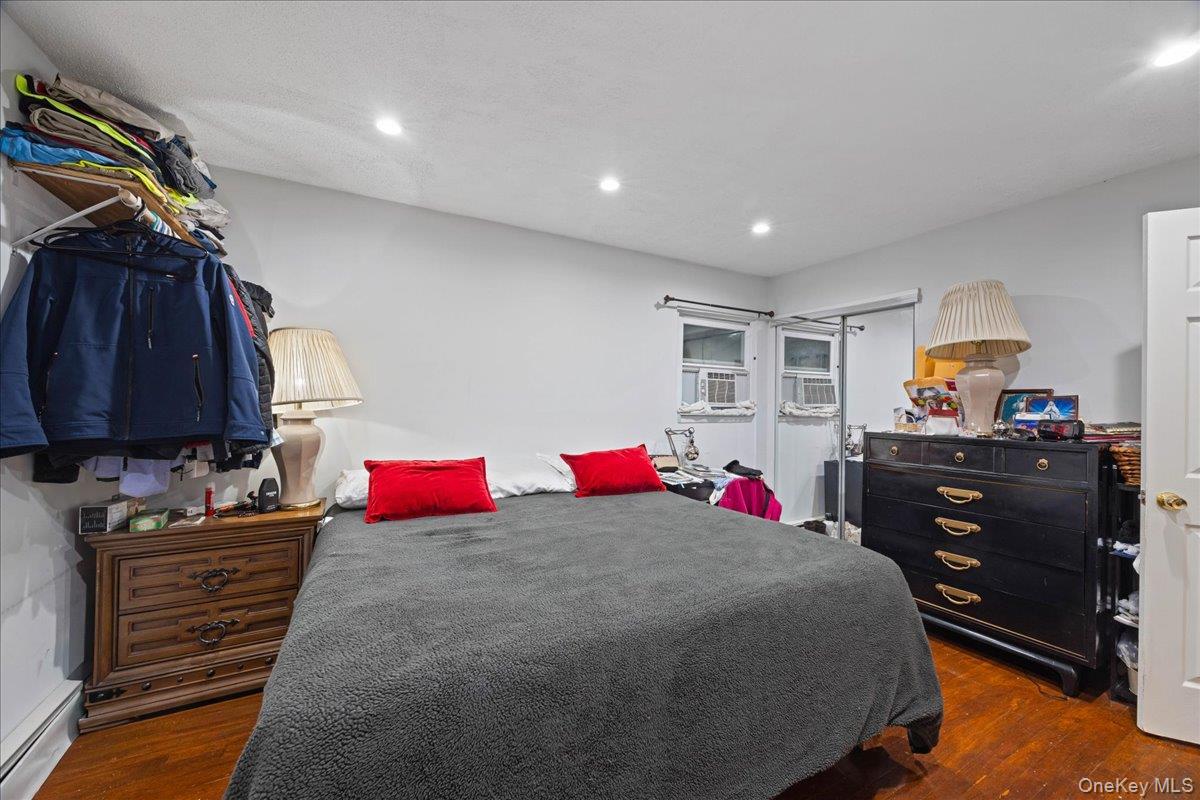 #13 photo, 134 11th Avenue, Huntington , NY 11746