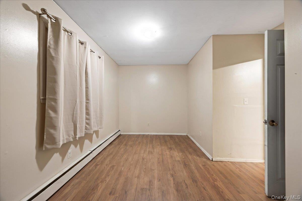 #16 photo, 134 11th Avenue, Huntington , NY 11746