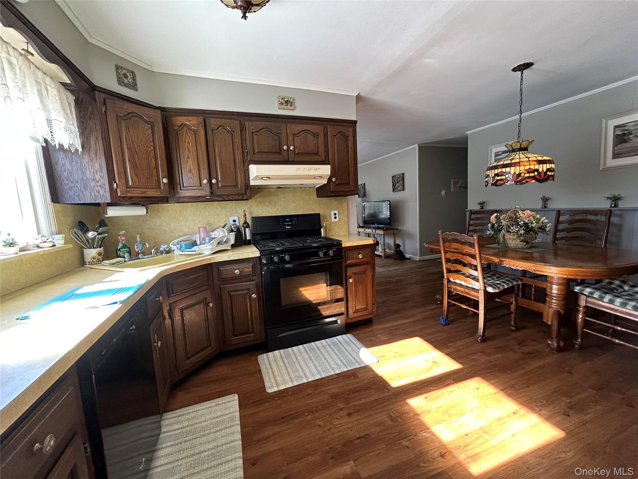 #9 photo, 1123 Hyman Avenue, מחוז סאפוק Bay Shore , NY 11706