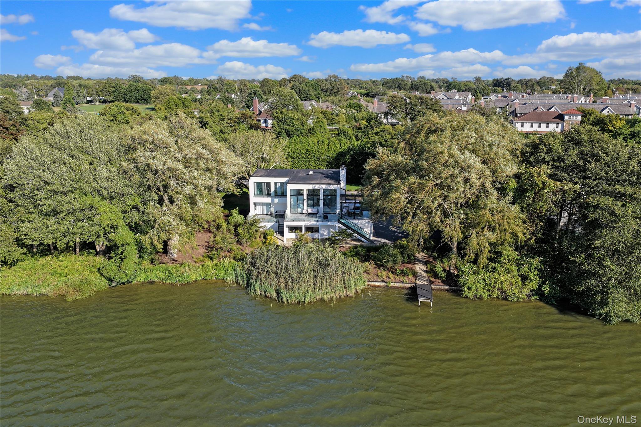 #12 photo, 172 Mill Pond Lane, 롱 아일랜드 Water Mill , NY 11976