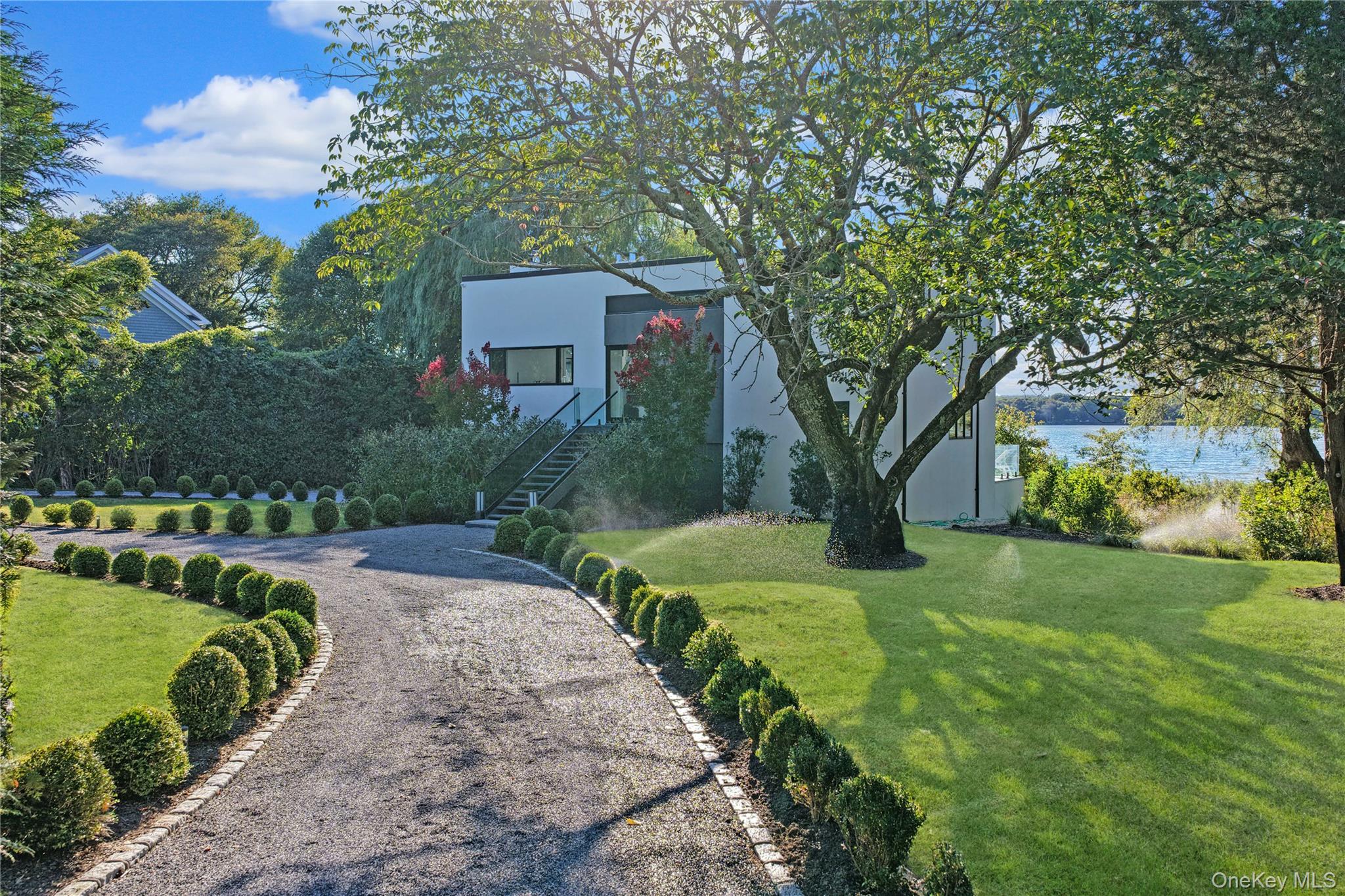 #13 photo, 172 Mill Pond Lane, 롱 아일랜드 Water Mill , NY 11976