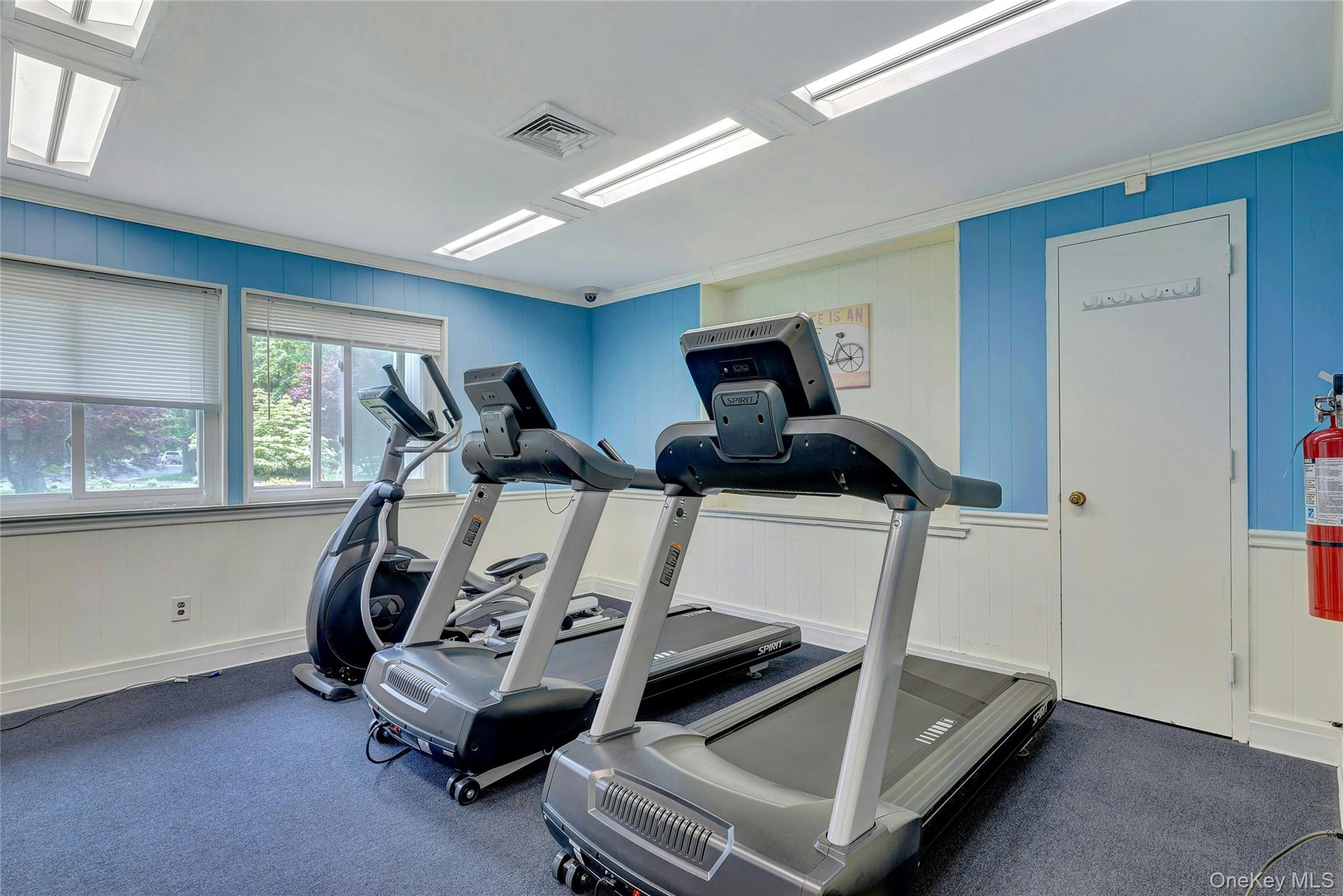 #15 photo, 280 Artist Lake Drive, Middle Island , NY 11953