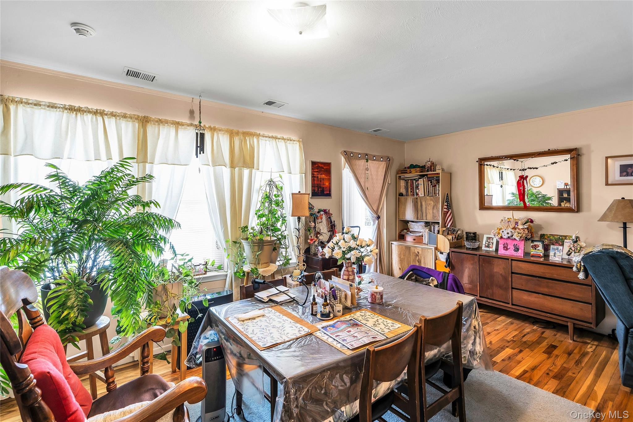 #5 photo, 280 Artist Lake Drive, Middle Island , NY 11953