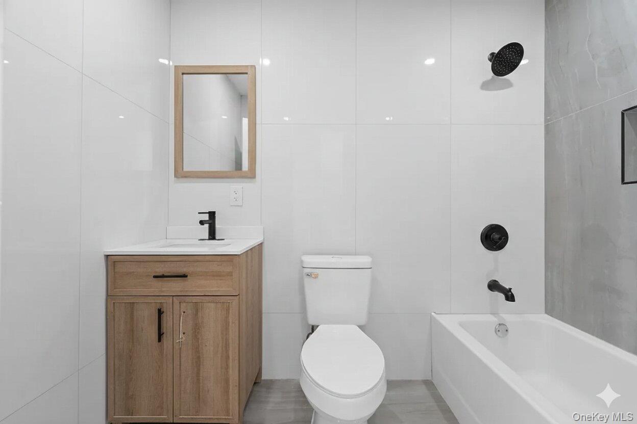 #16 photo, 1116 Blake Avenue, Brooklyn , NY 11208