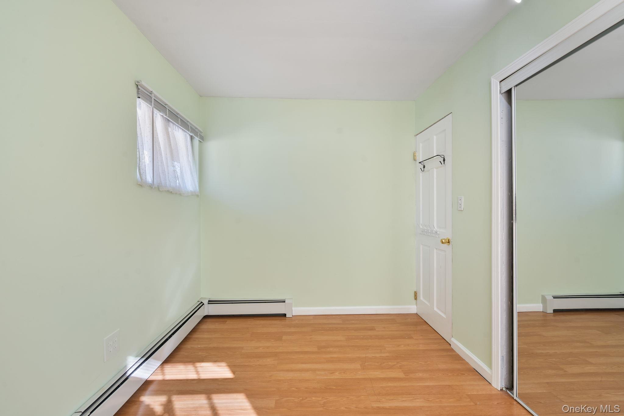 #19 photo, 51 Shepherd Lane, Levittown , NY 11756