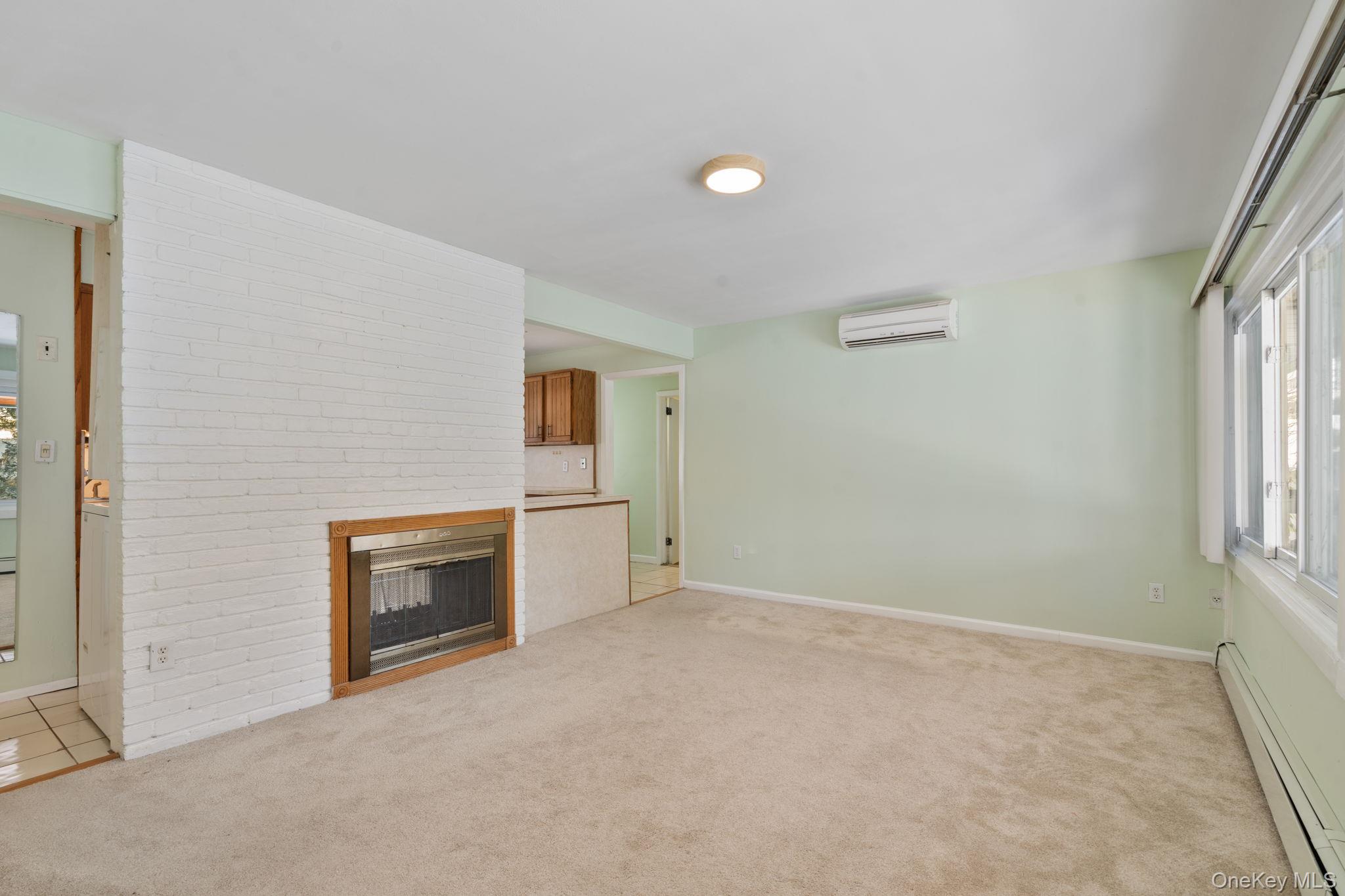 #8 photo, 51 Shepherd Lane, Levittown , NY 11756