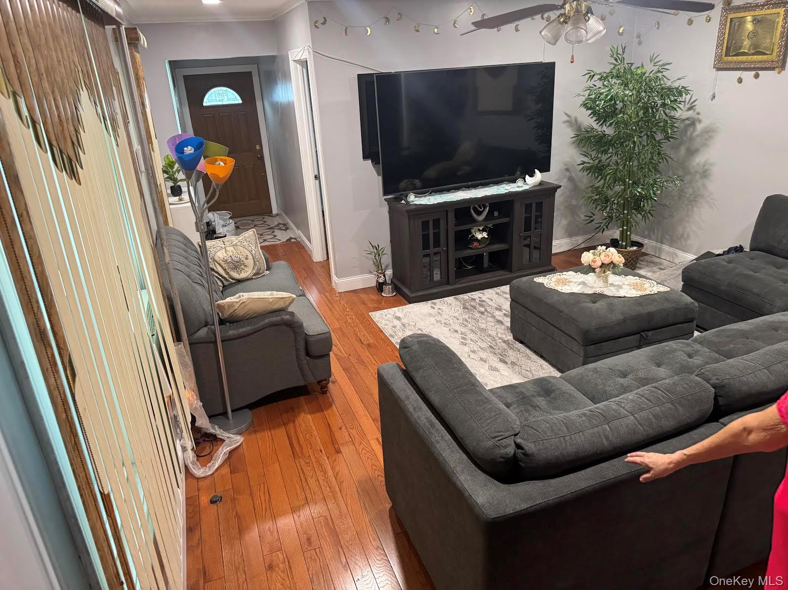 #7 photo, 120-35 142nd Street, Jamaica , NY 11436