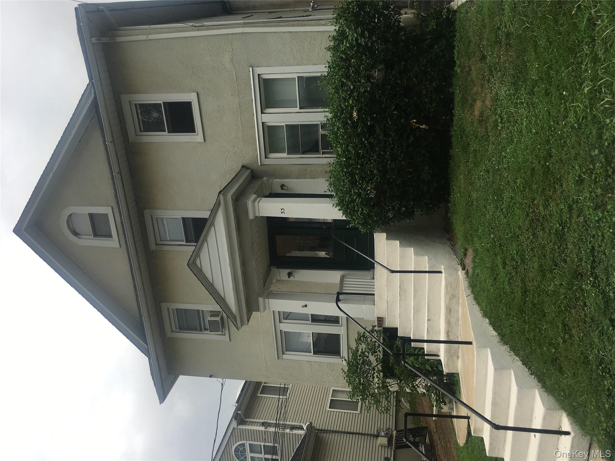 #1 photo, 33 Irma Avenue, नासाउ काउंटी Port Washington , NY 11050