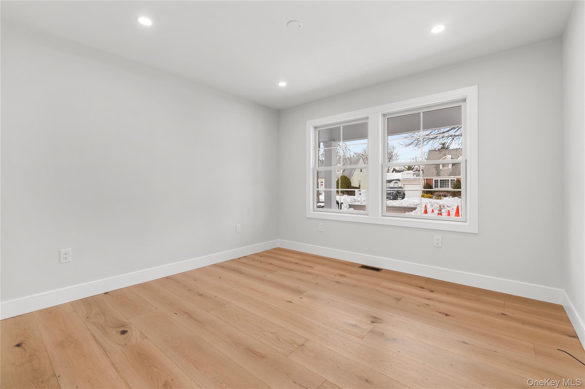 #13 photo, 254 Elizabeth Avenue, Oceanside , NY 11572