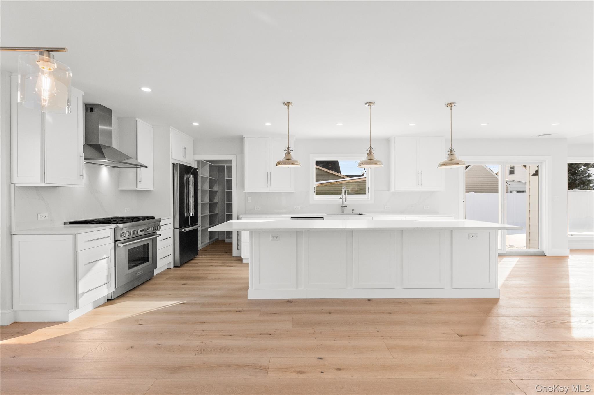 #5 photo, 254 Elizabeth Avenue, Oceanside , NY 11572