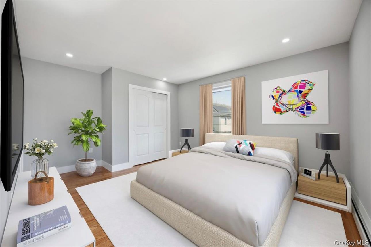 #4 photo, 104-69 129 Street, Richmond Hill S. , NY 11419