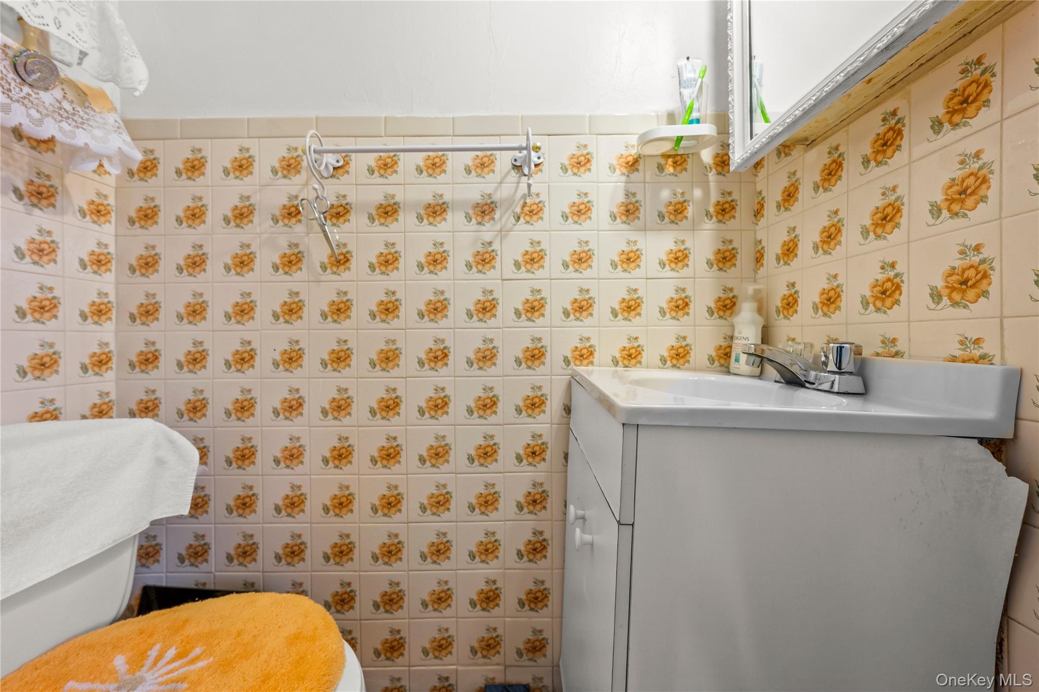 #11 photo, 19512 McLaughlin Avenue, Hollis , NY 11423