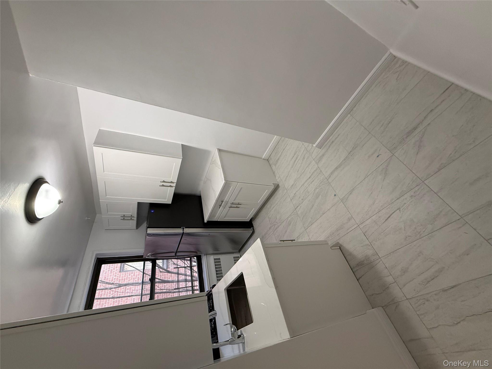 #1 photo, 83-40 Austin Street, क्यू गार्डन्स Kew Gardens , NY 11415