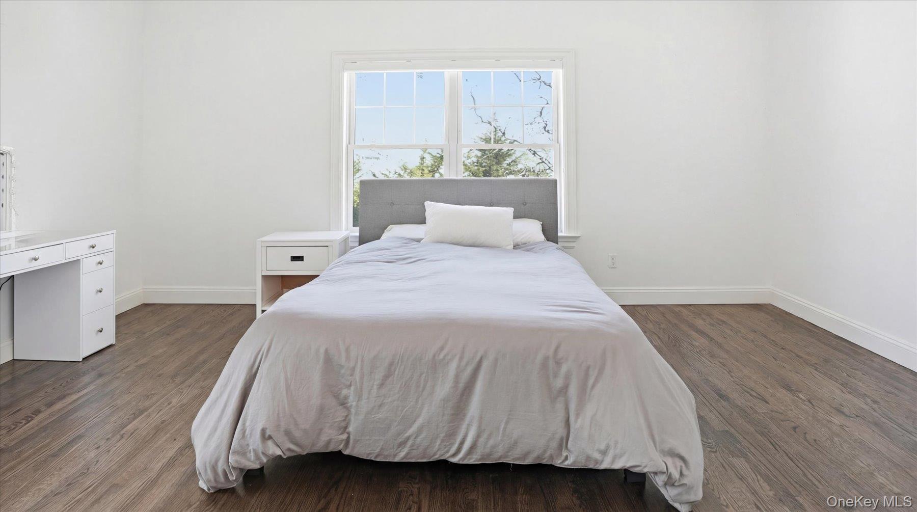 #18 photo, 27 Jeffrey Lane, Westhampton Beach , NY 11978