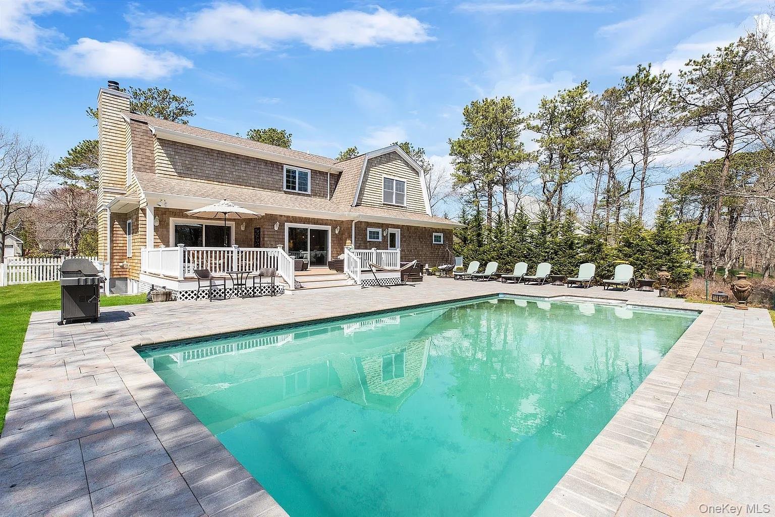 #2 photo, 27 Jeffrey Lane, Westhampton Beach , NY 11978