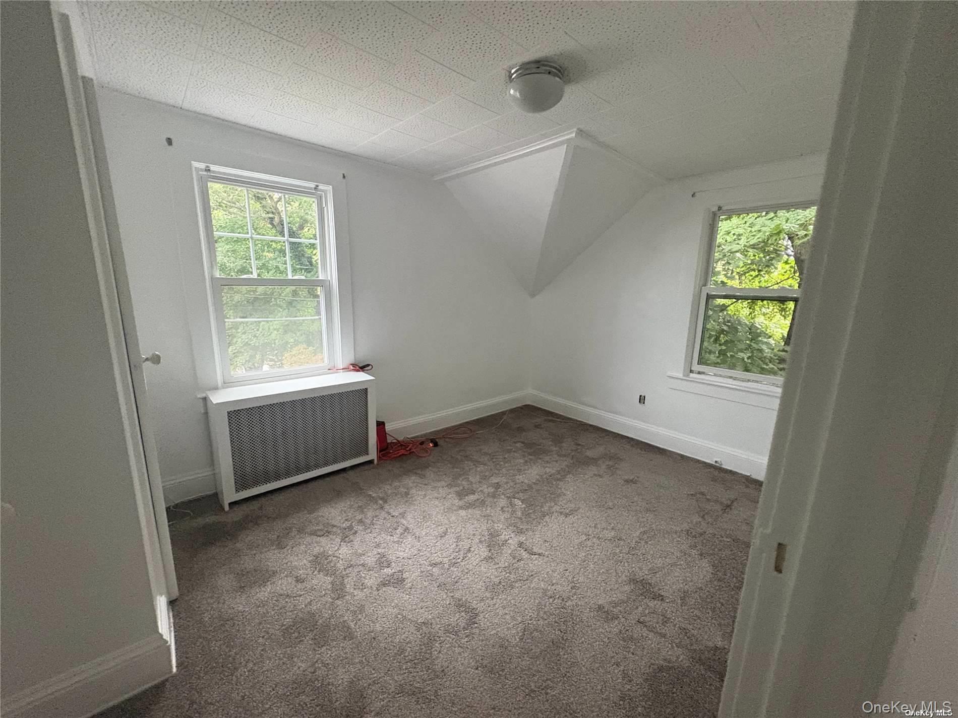 #16 photo, 3 Pine Street, Glen Head , NY 11545